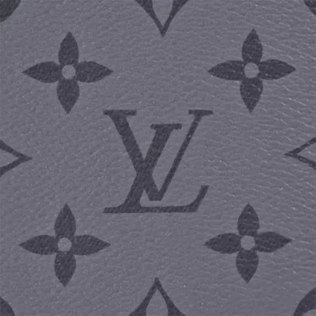 LOUIS VUITTON CHRISTOPHER MM