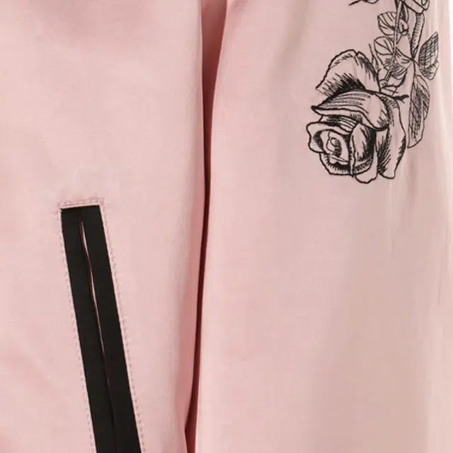 Alexander McQueen SS25