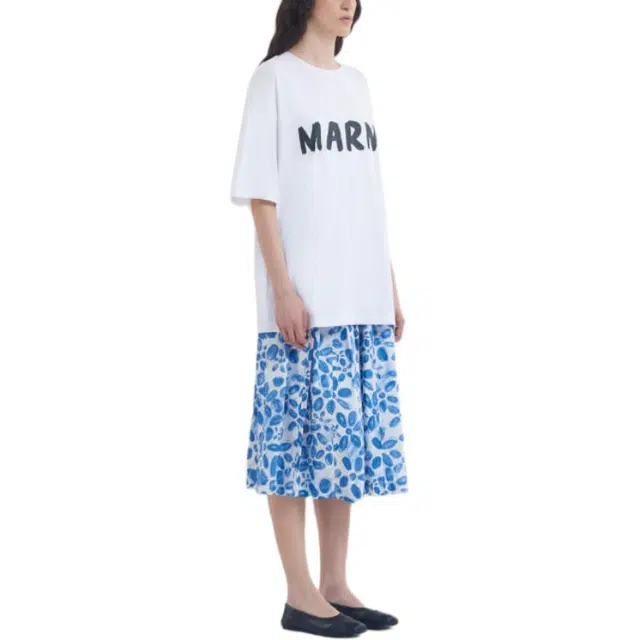 MARNI T