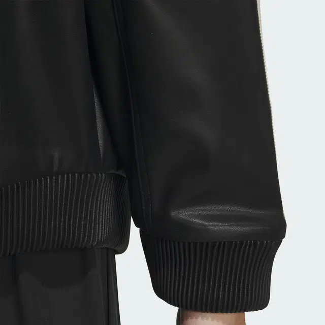adidas originals x FEIFEI RUAN FW23 Logo