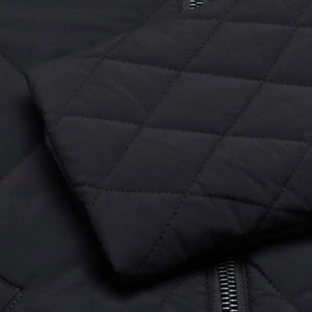 ARMANI EXCHANGE SS23