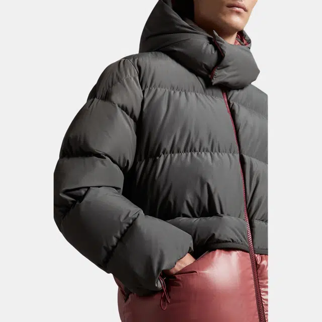 Moncler FW22 Logo