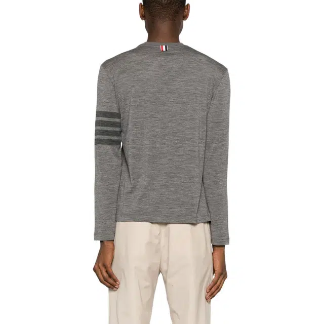 THOM BROWNE T