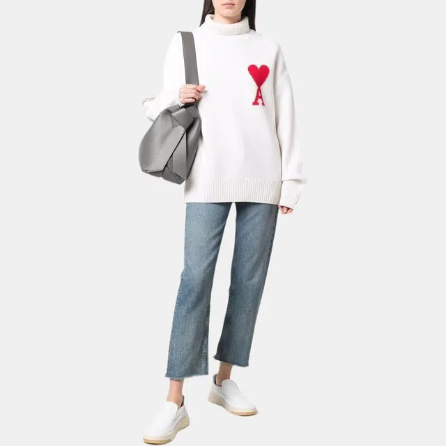AMIPARIS FW22 White Sweater