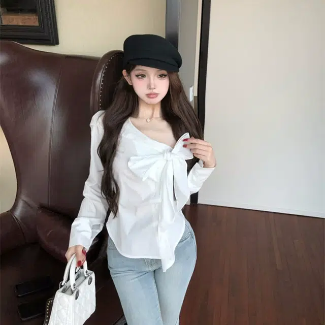 困住大象 蝴蝶结一字斜肩复古长袖衬衫 女款