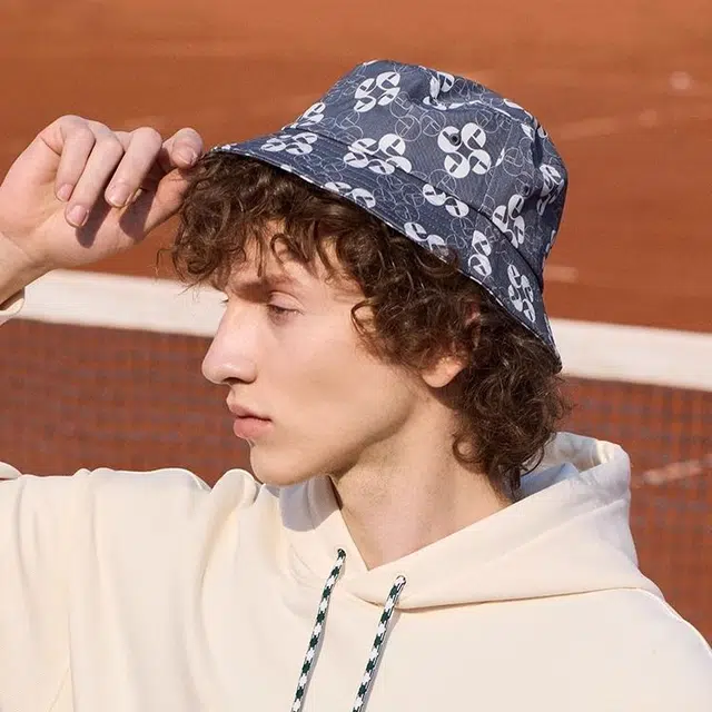 ellesse