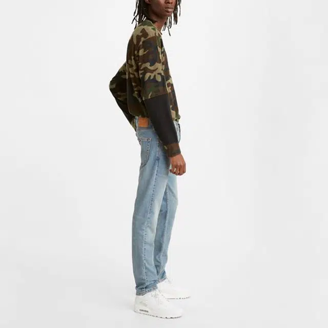 Levis