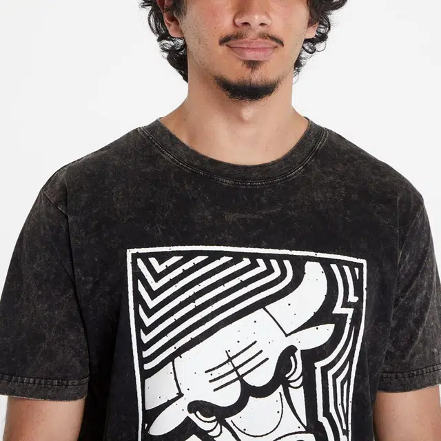 Mitchell Ness x NBA Chicago Bulls Destination Leisure Premium Graphic T
