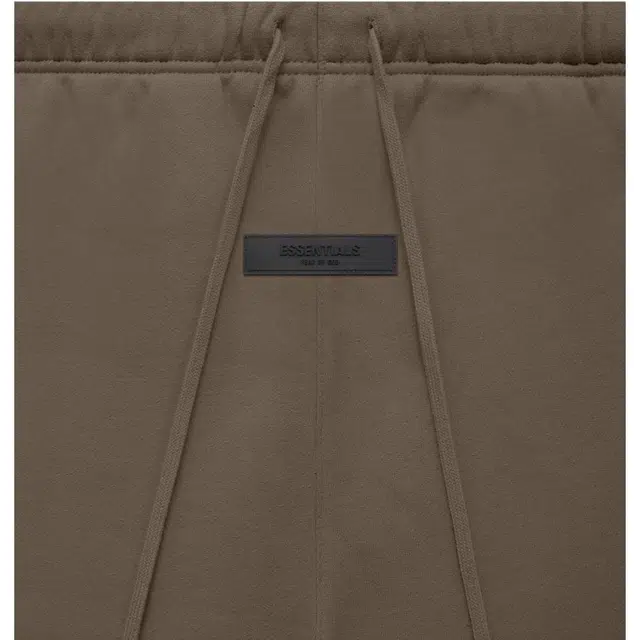 Fear of God Essentials FW22 Essentials Sweatpant Wood