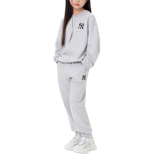 MLB KIDS 25FW LOGO