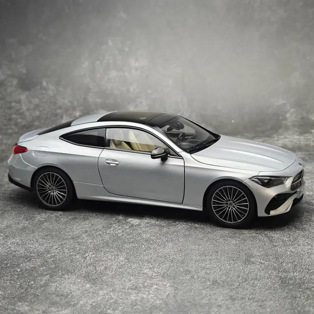 NOREV 118 CLE C BENZ