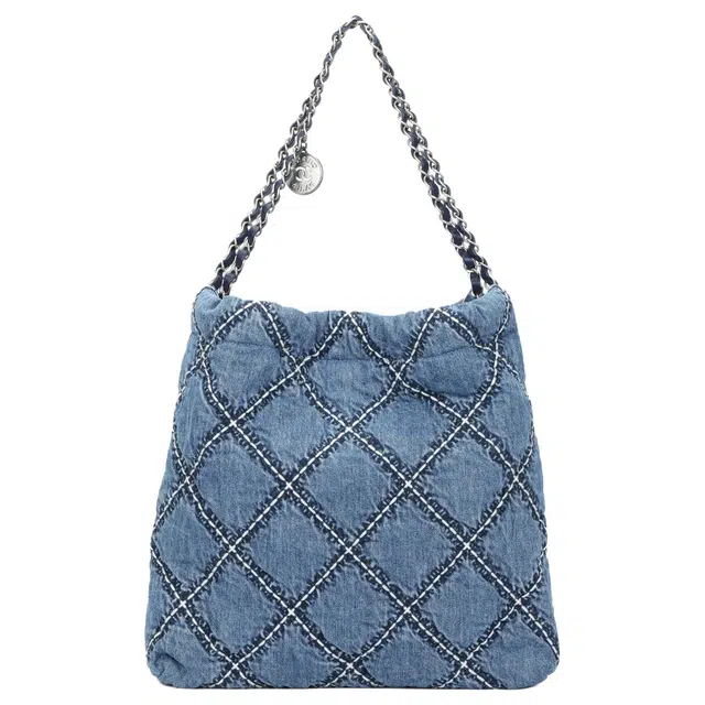 CHANEL 22Bag Logo