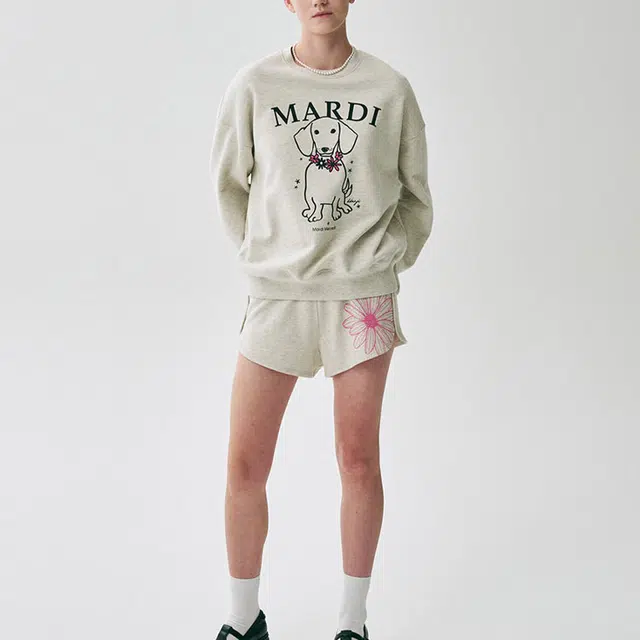 MARDI MERCREDI SS25 SWEATSHIRT SWING THE TAIL DDANJI FLOWER NECKLACE_OATMEAL PINK
