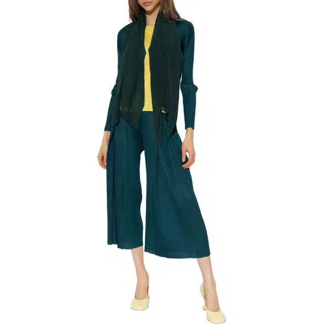 PLEATS PLEASE ISSEY MIYAKE T