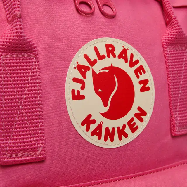 Fjallraven Kanken 7L Logo