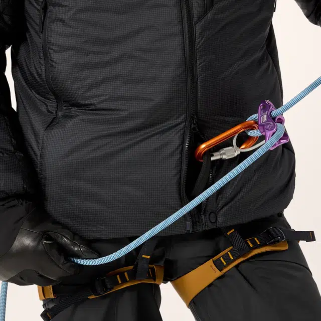 Arcteryx x BEAMS NUCLEI SV Logo