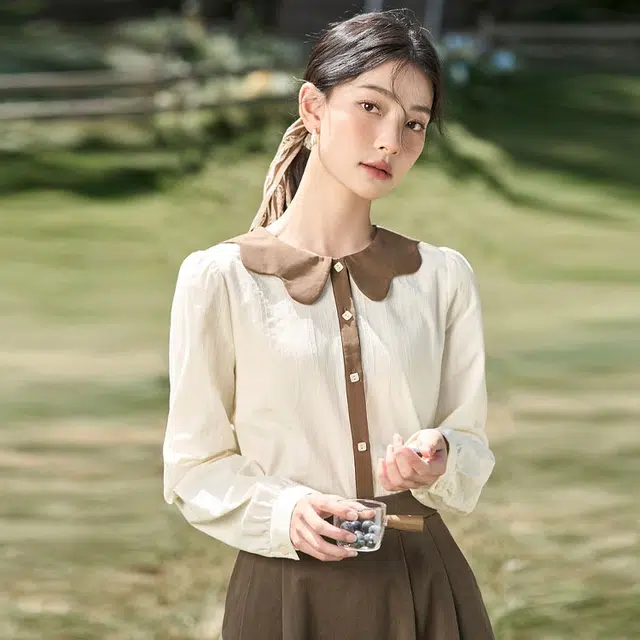 茵曼 尖领单排扣长袖衬衫 女款 淡香杏