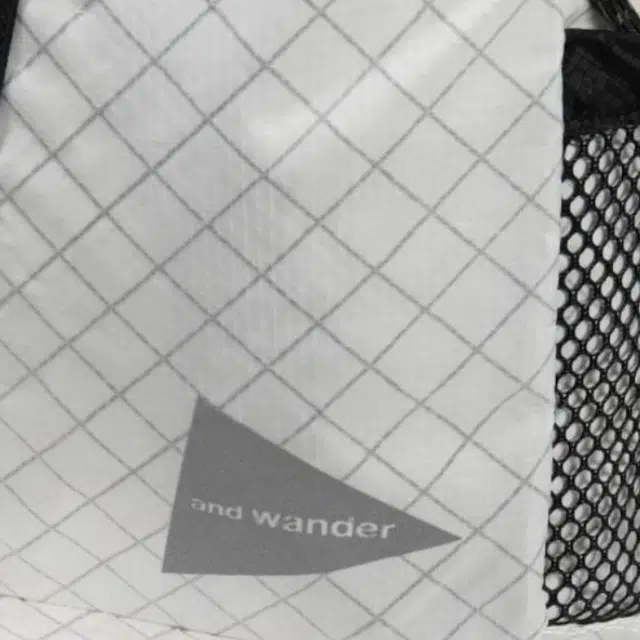and wander ECOPAK 30L