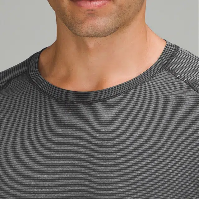 lululemon Metal Vent Tech FW24 SilverescentT