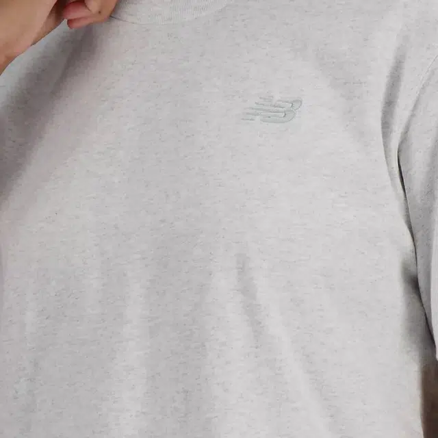 New Balance logoT