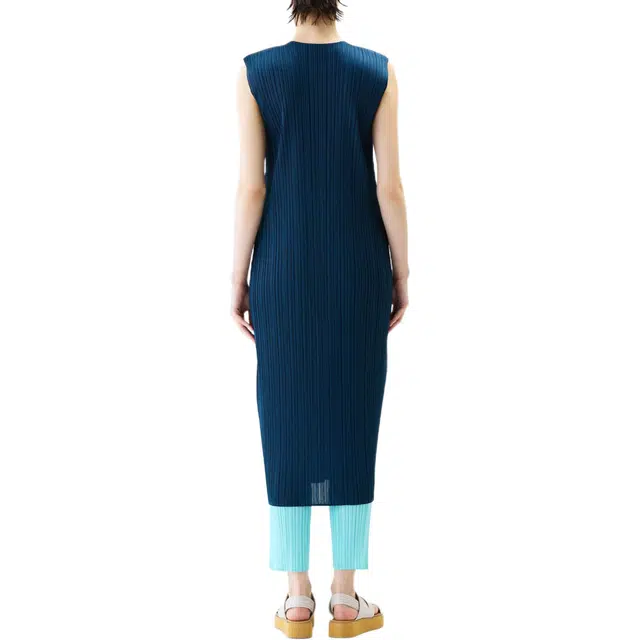 PLEATS PLEASE ISSEY MIYAKE SS25