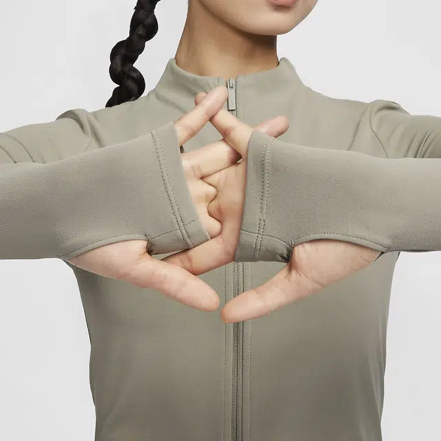 Nike Zenvy Dri-FIT Full-Zip Hoodie Light Olive