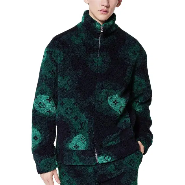 LOUIS VUITTON MONOGRAM CAMO Logo
