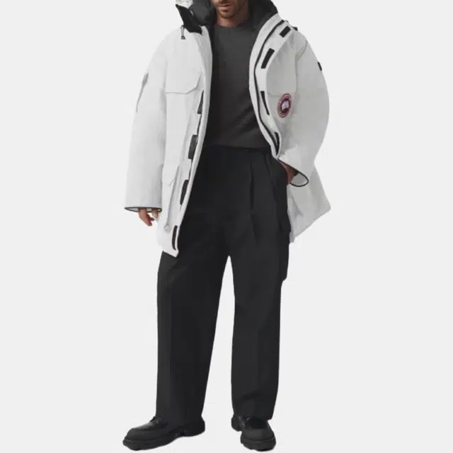 Canada Goose FW22 Expedition Parka Logo