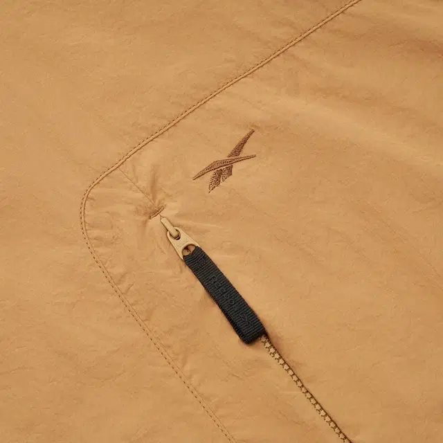Reebok CAMP WOVEN TEE T