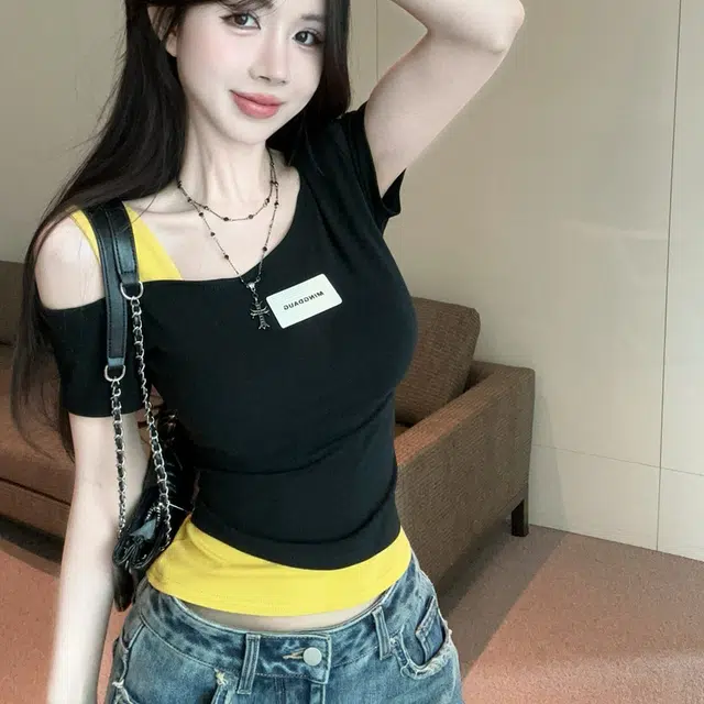 Kiki Clothing Boutique T