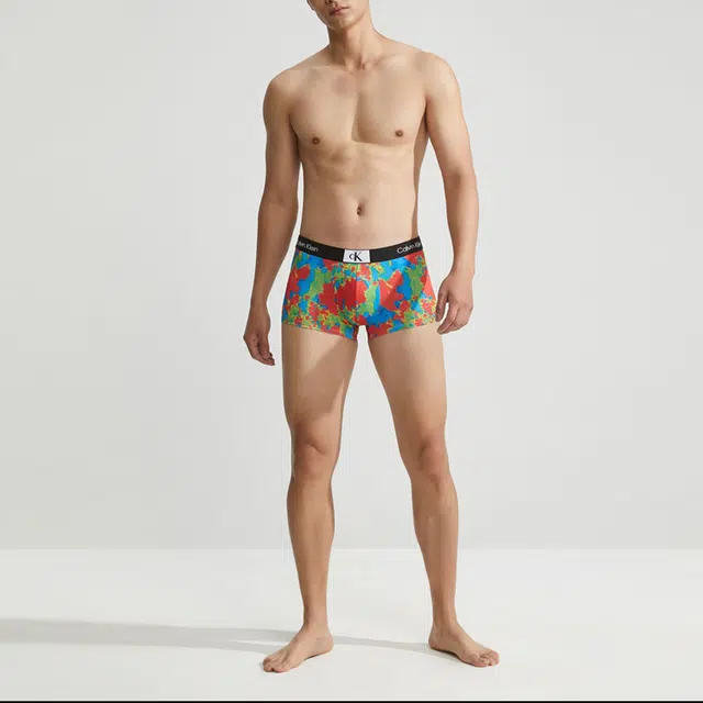 CKCalvin Klein CK96 SS23 1