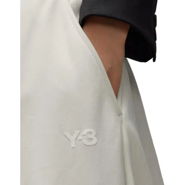 Y-3