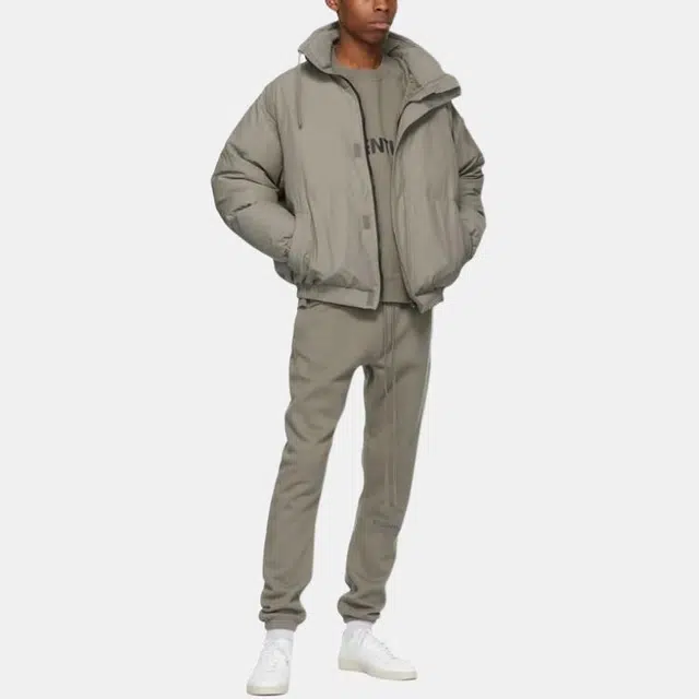 Fear of God Essentials FW21 Logo