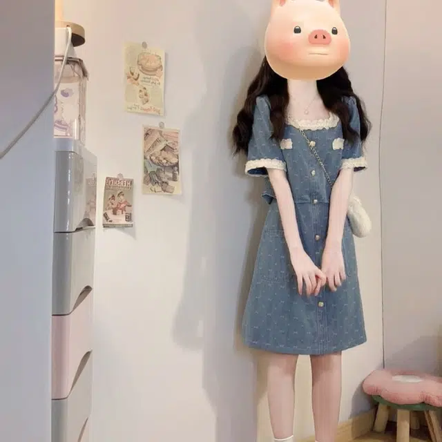 古莲菲 高级感韩系时尚花边拼接牛仔裙夏大码微胖宽松显瘦短袖连衣裙 女款