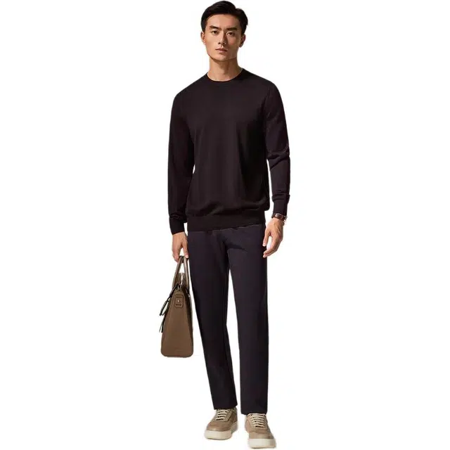 迪柯尼 纯色简约圆领修身保暖毛衣 男款