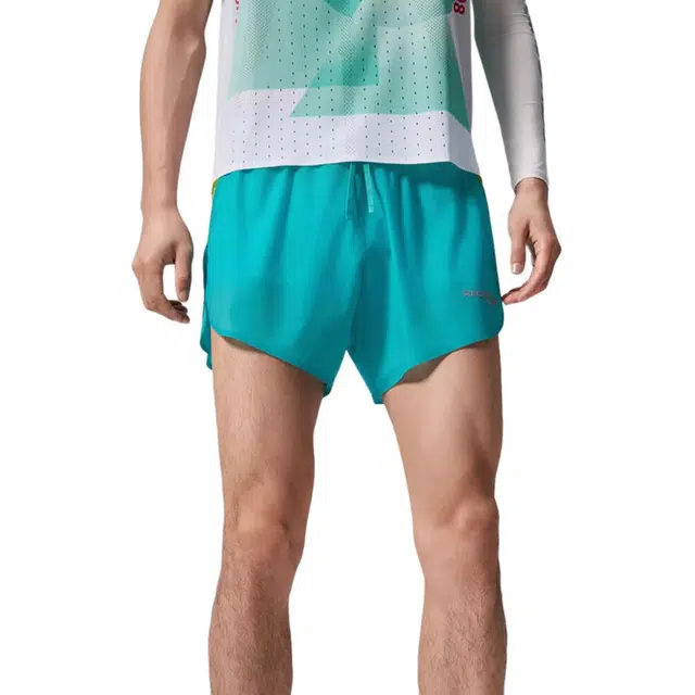 Saucony logo