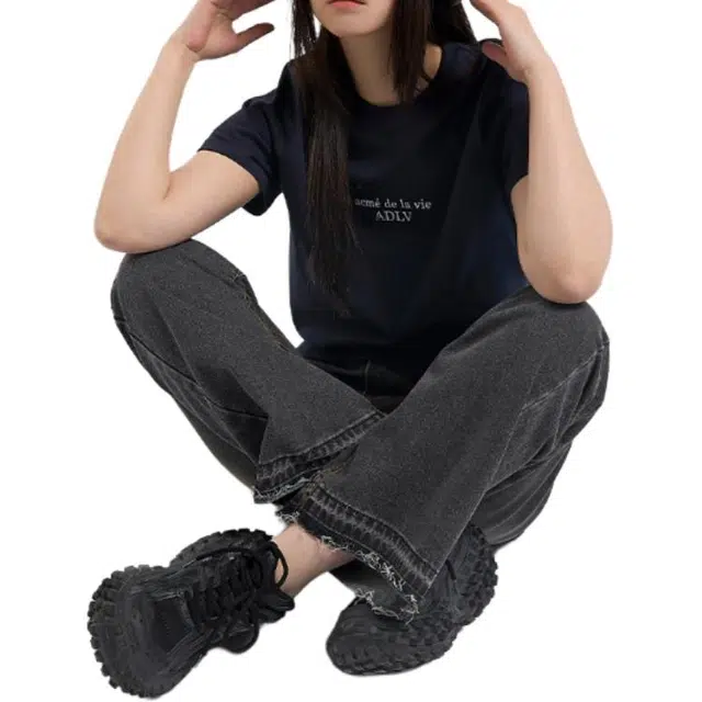 acme de la vieADLV LOGO SS25 T