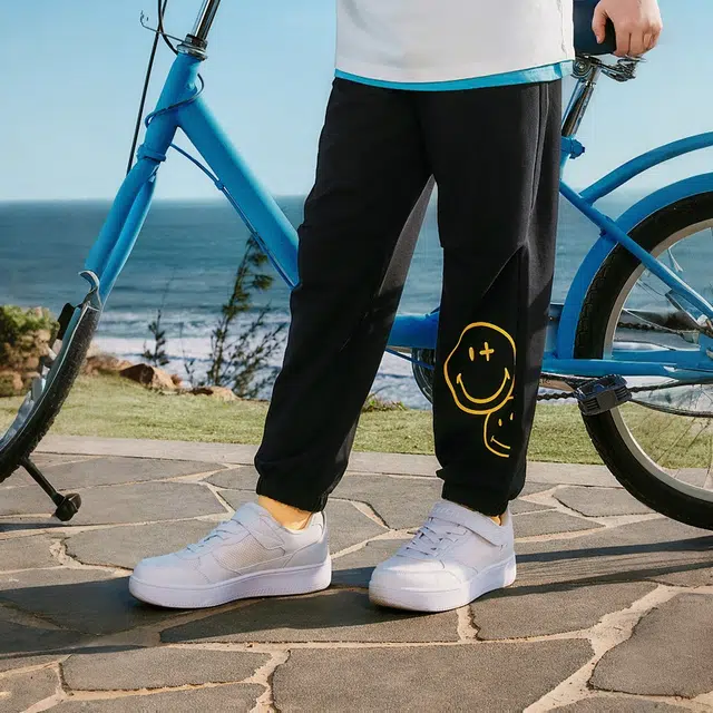Skechers kids x SmileyWorld -0018
