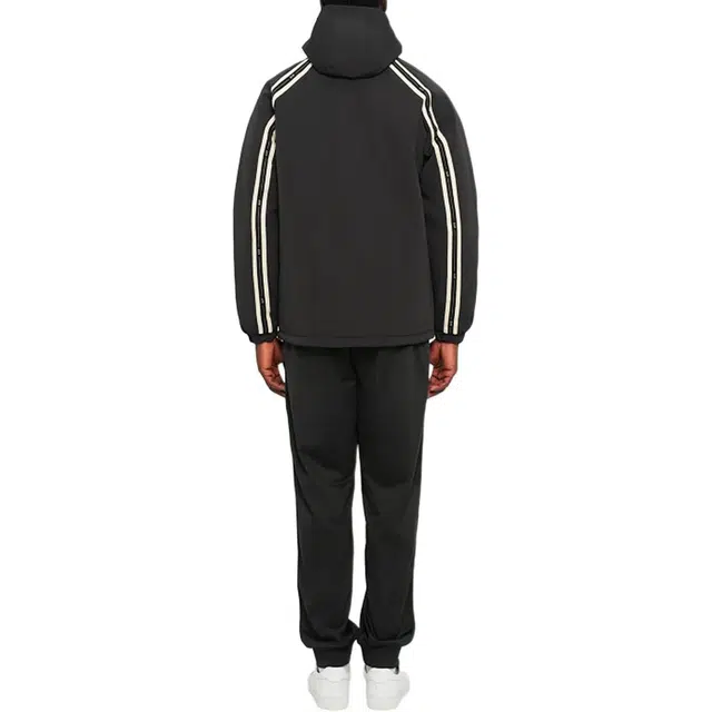 EMPORIO ARMANI EA7 FW25