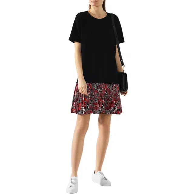 RED VALENTINO