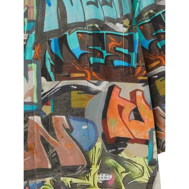 OFF-WHITE SS22 Graffiti Print Shirt