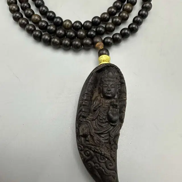 爵倾 沉贵宝月牙雕刻观音毛衣链 檀木 木作项链 男女同款情侣款