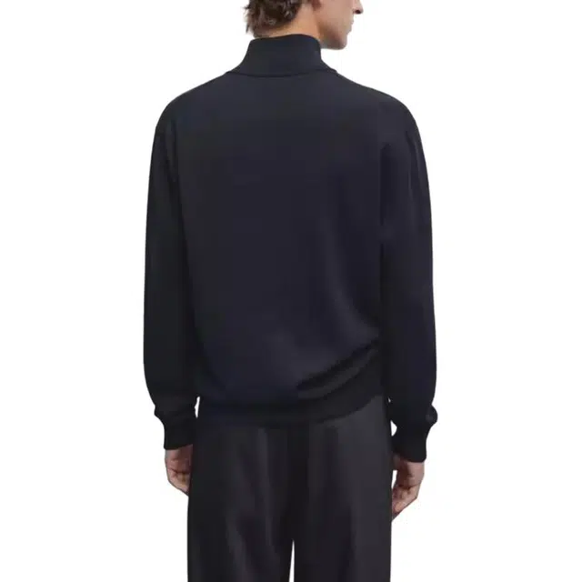 Massimo Dutti