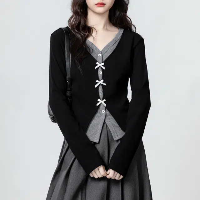 古莲菲 秋冬季设计感假两件蝴蝶结长袖针织衫显瘦高腰百褶半身裙女两件套裙装套装 女款