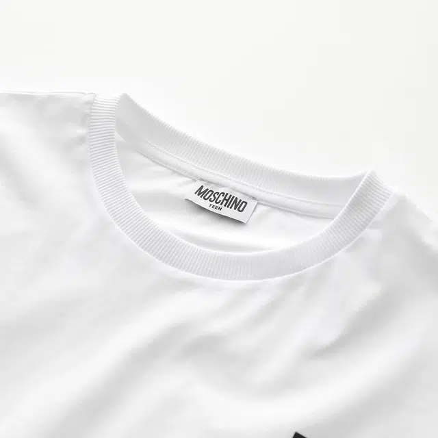 MOSCHINO T