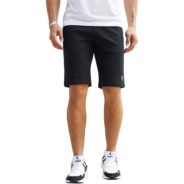 乔丹 休闲纯色五分设计运动短裤 男款 黑色