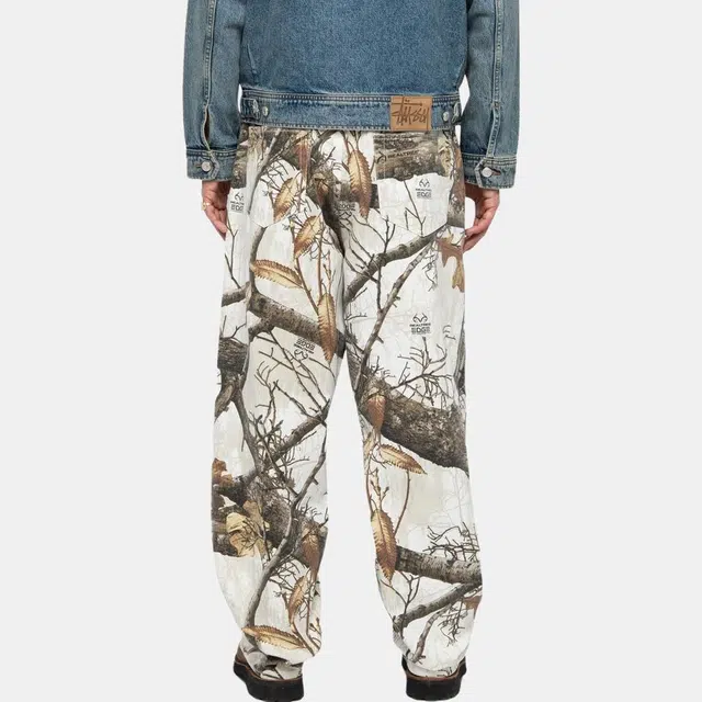 Stussy FW23 BIG OL' JEAN REALTREE EDGE