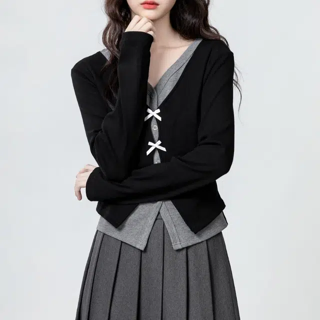 古莲菲 秋冬季设计感假两件蝴蝶结长袖针织衫显瘦高腰百褶半身裙女两件套裙装套装 女款