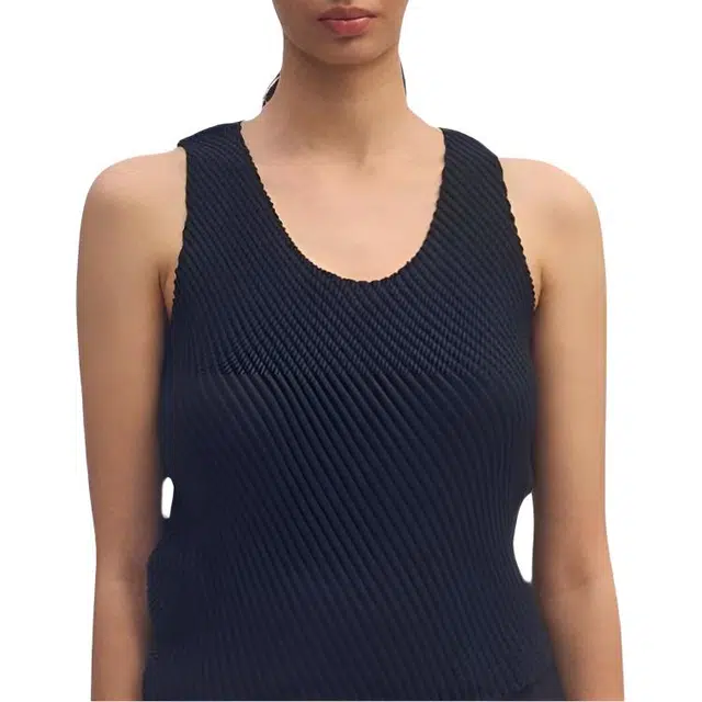 ISSEY MIYAKE