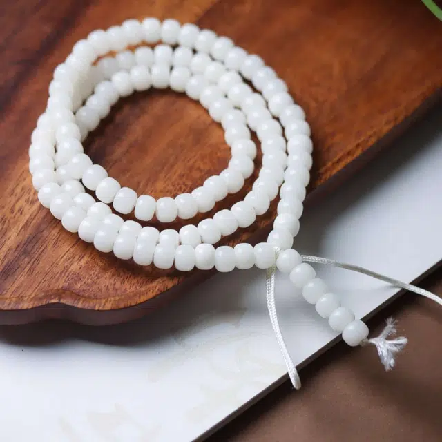 爵倾 根桶珠素款一花一世界一叶一菩提色泽温润如玉 白玉菩提 菩提类珠串 男女同款情侣款